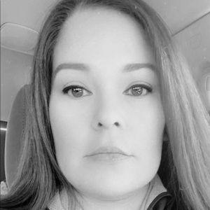 Meet your Posher, Danelle